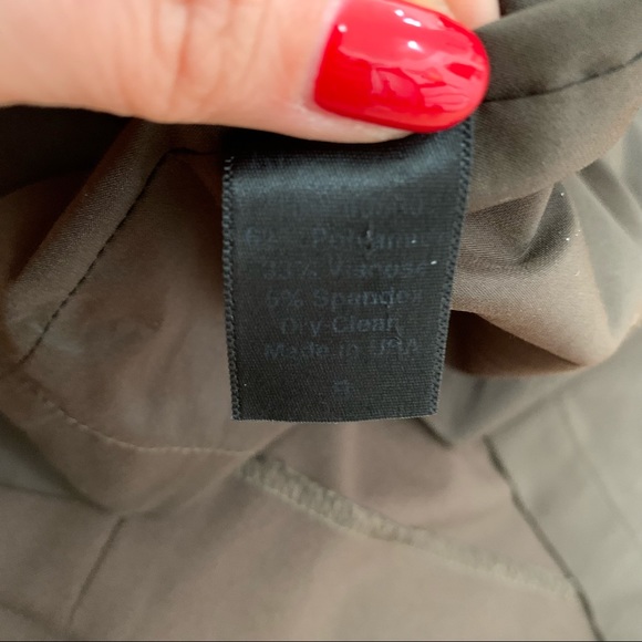 Black Halo Ruffle Sheath Dress - Picture 11 of 16